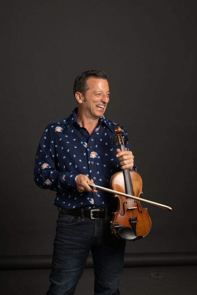 The Arts Alliance of Greater Waynesboro’s Destination ARTS! presents Destination Bluegrass the weekend of Nov. 13-15. The Grammy Award-winning Jason Carter Band headlines the Saturday evening performance at Eagles Club Event Center.